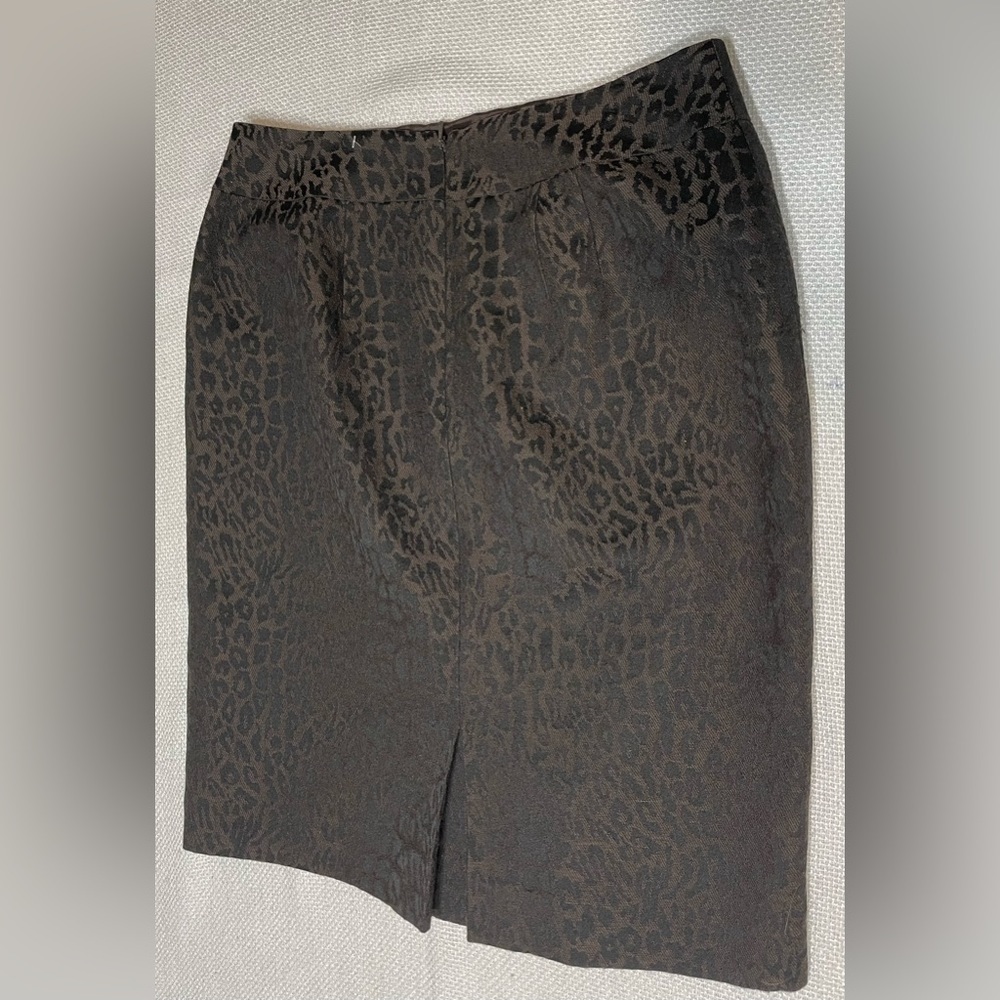 Ann Taylor petite animal print skirt